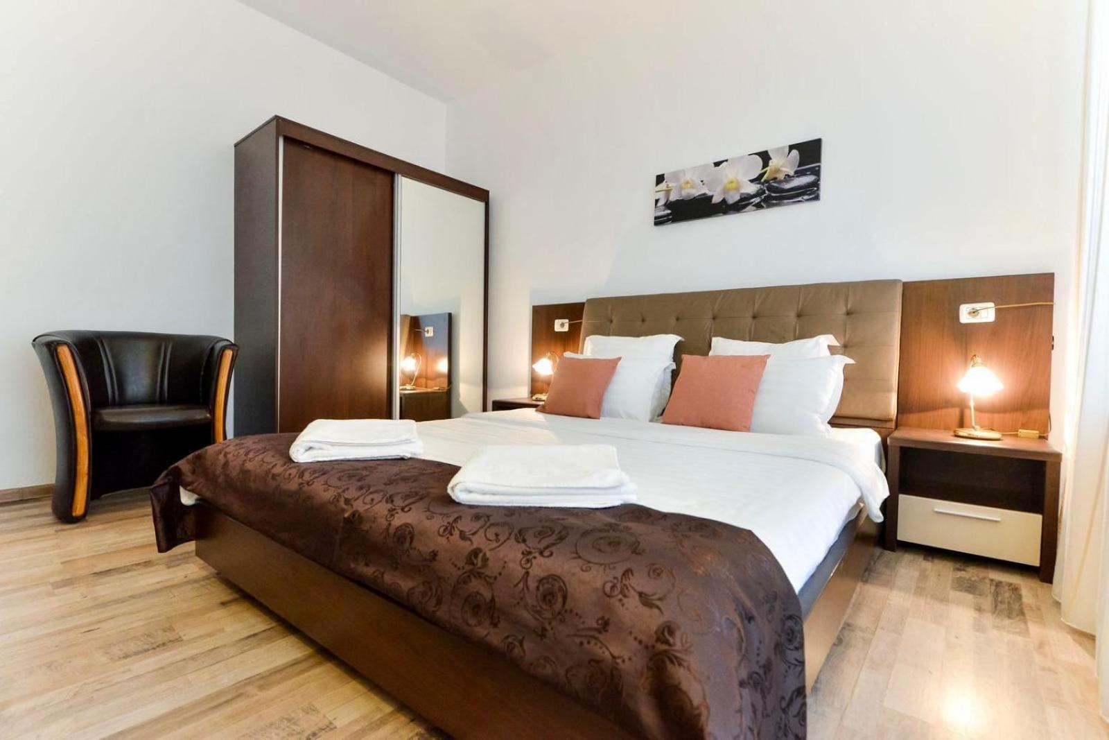 Ago Apartments Bucarest Extérieur photo